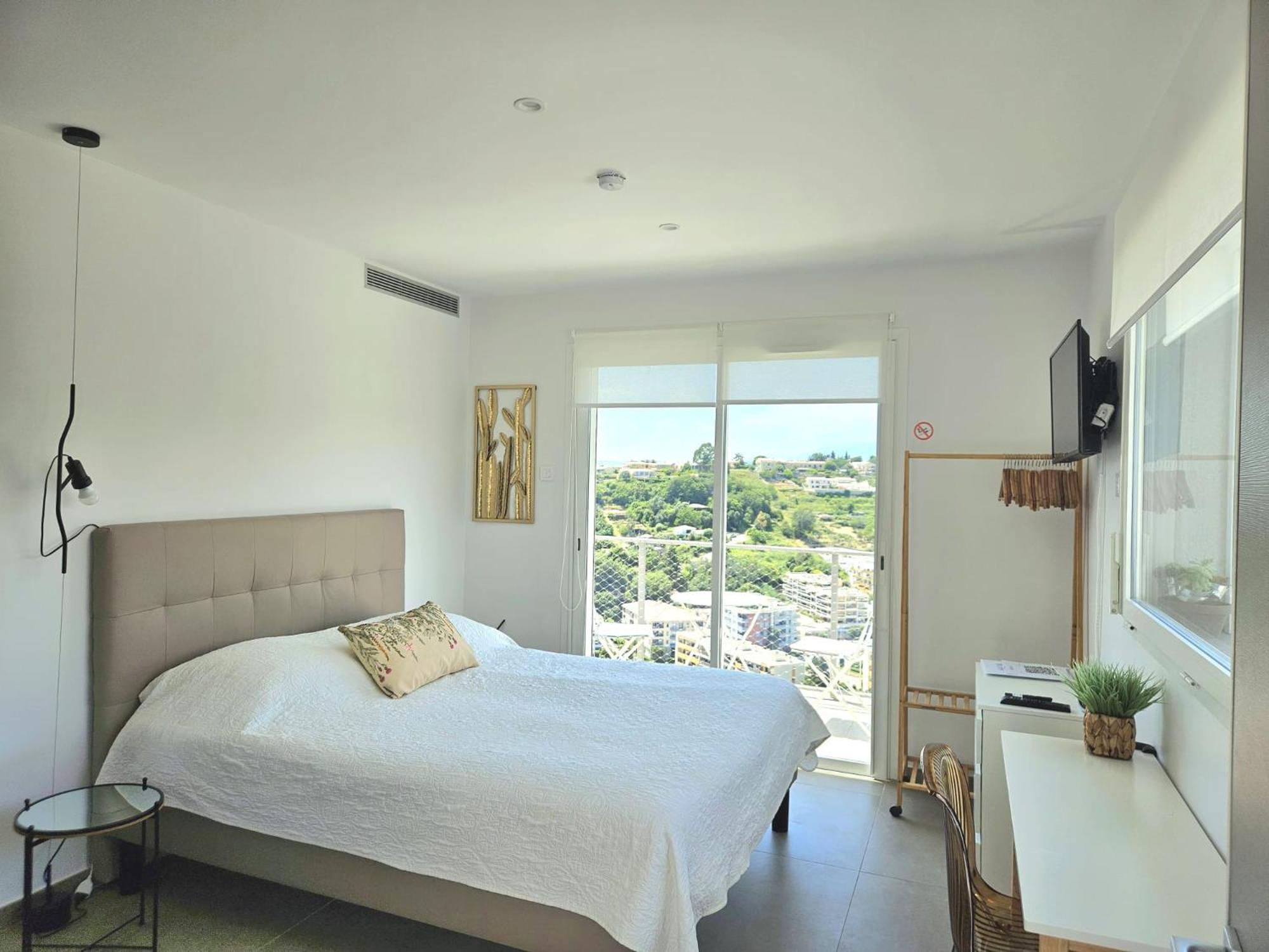 Отель Twenty Rent Кань-сюр-Мер Экстерьер фото