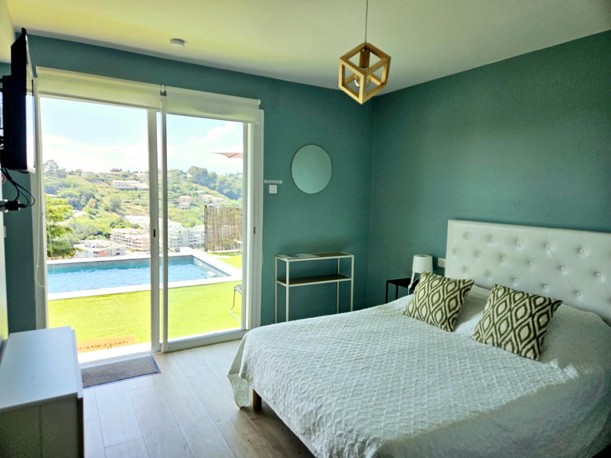 Отель Twenty Rent Кань-сюр-Мер Экстерьер фото
